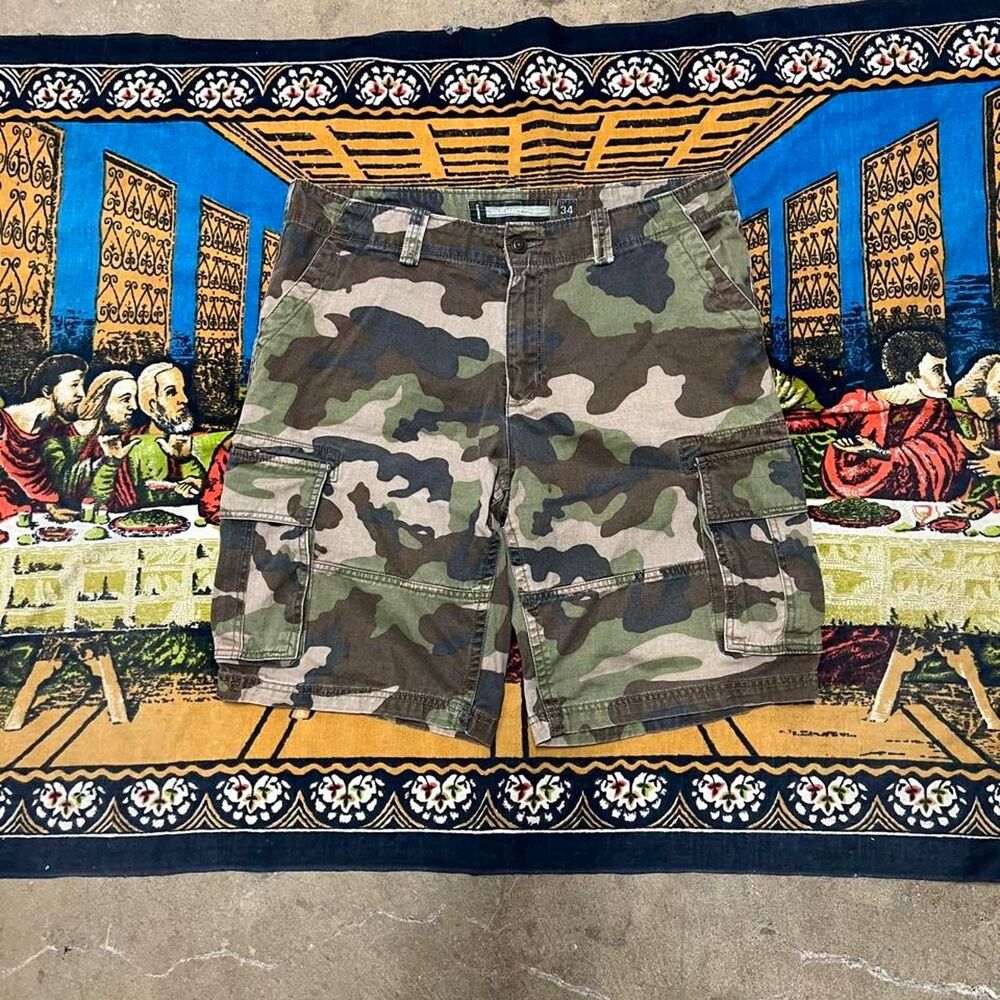 Old navy camo cargo shorts Size 34 12" inseam Baggy jorts 2000’s old navy y2k